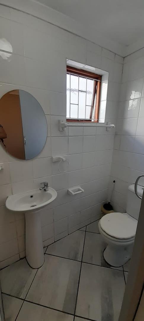 To Let 2 Bedroom Property for Rent in Marinda Park Western Cape